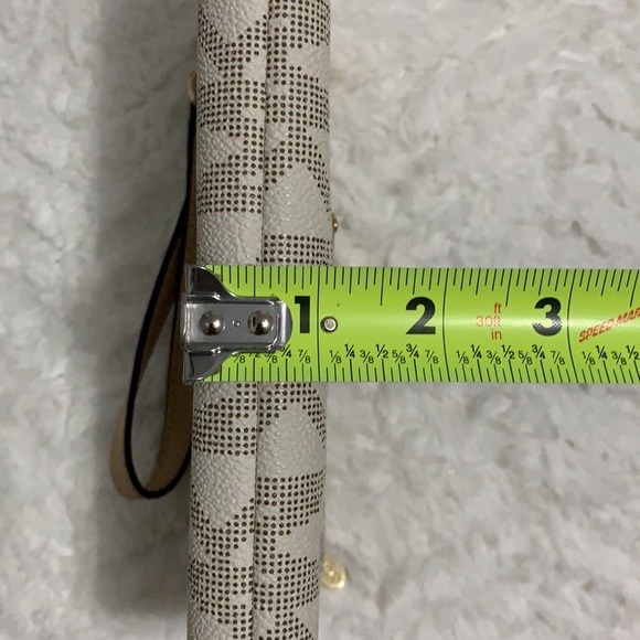 Michael Kors Large Logo Wristlet - Picture 15 of 15